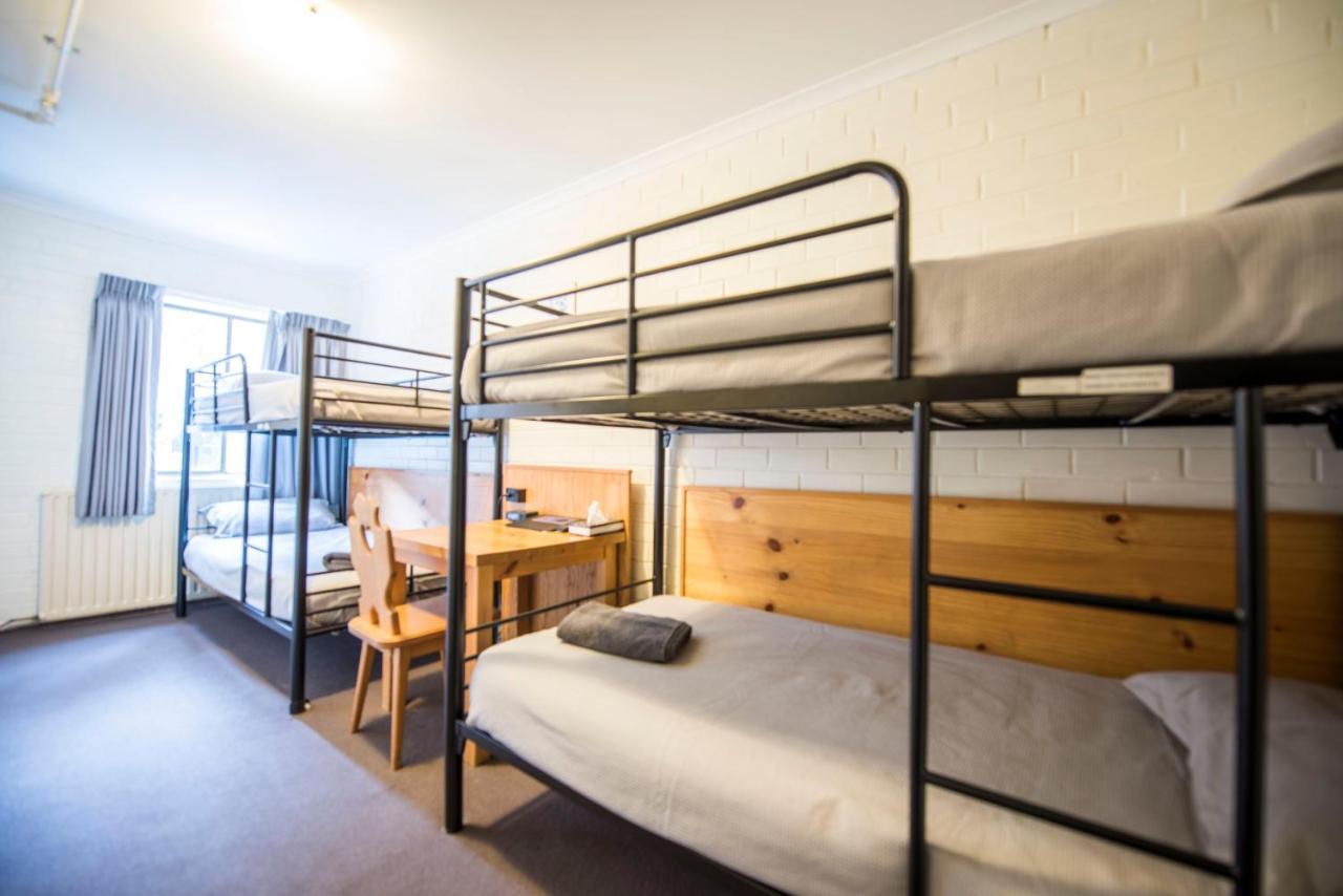 Enzian Hotel Mt Buller Маунт-Буллер Экстерьер фото