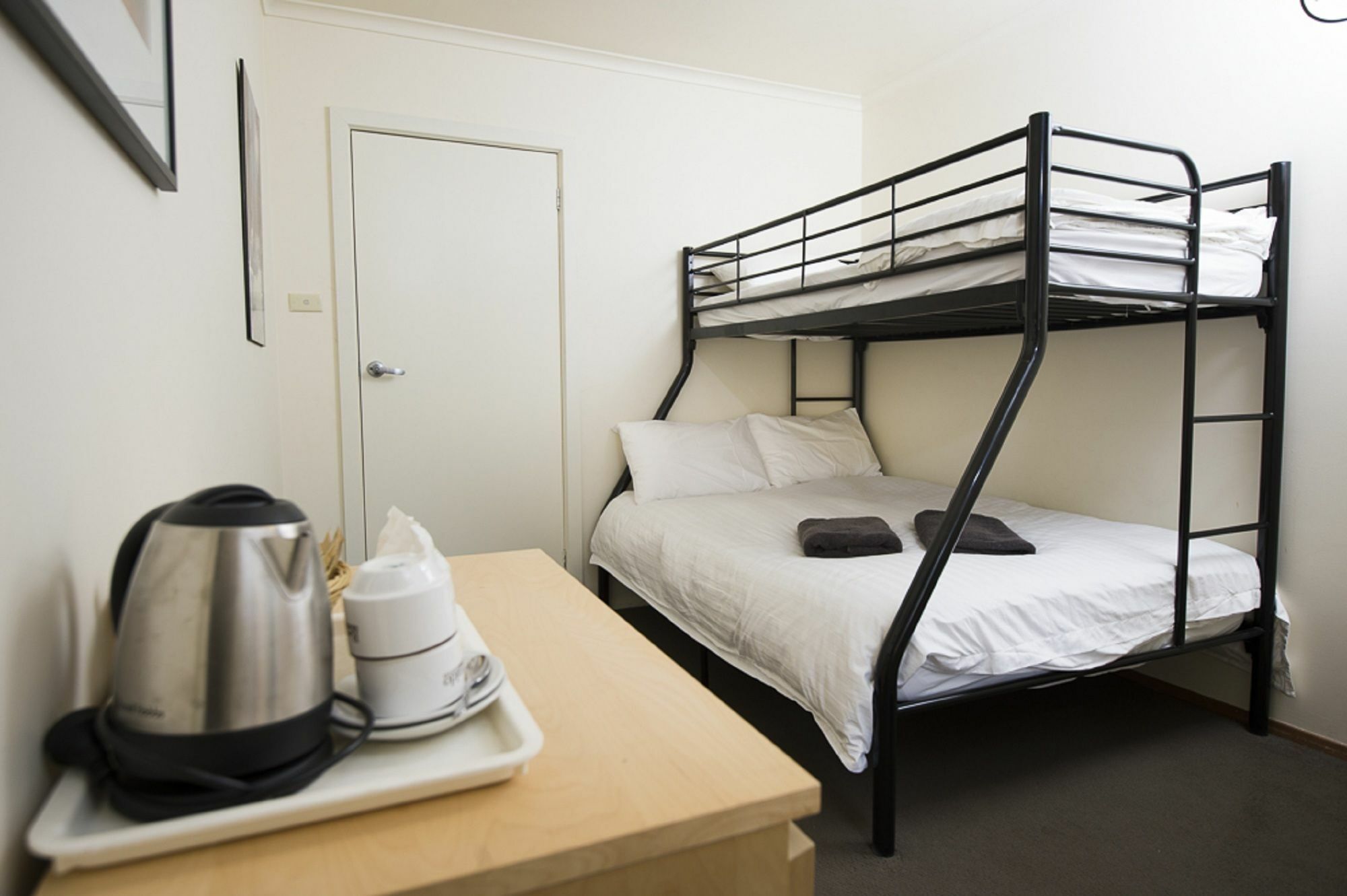 Enzian Hotel Mt Buller Маунт-Буллер Экстерьер фото